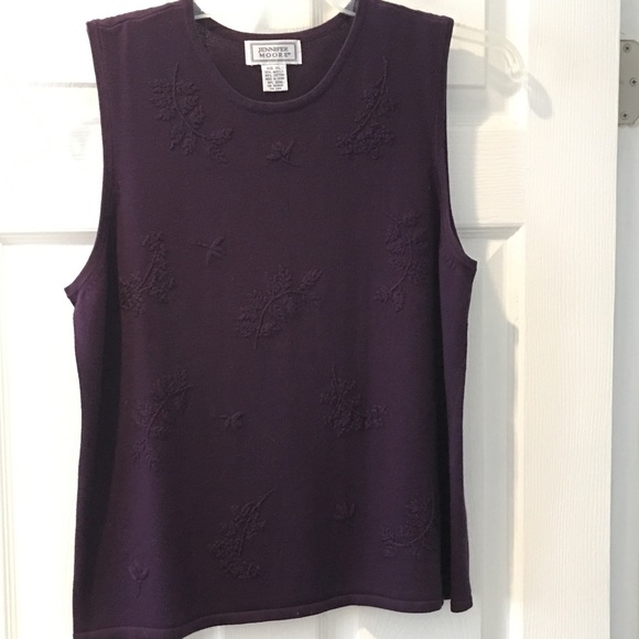 Tops - Picture 2 of 8